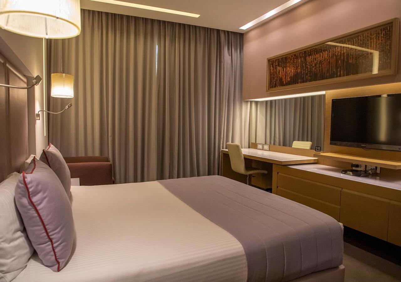 Saifi Suites Hotel Bejrut Zewnętrze zdjęcie