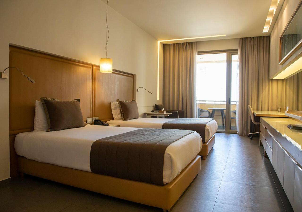 Saifi Suites Hotel Bejrut Zewnętrze zdjęcie