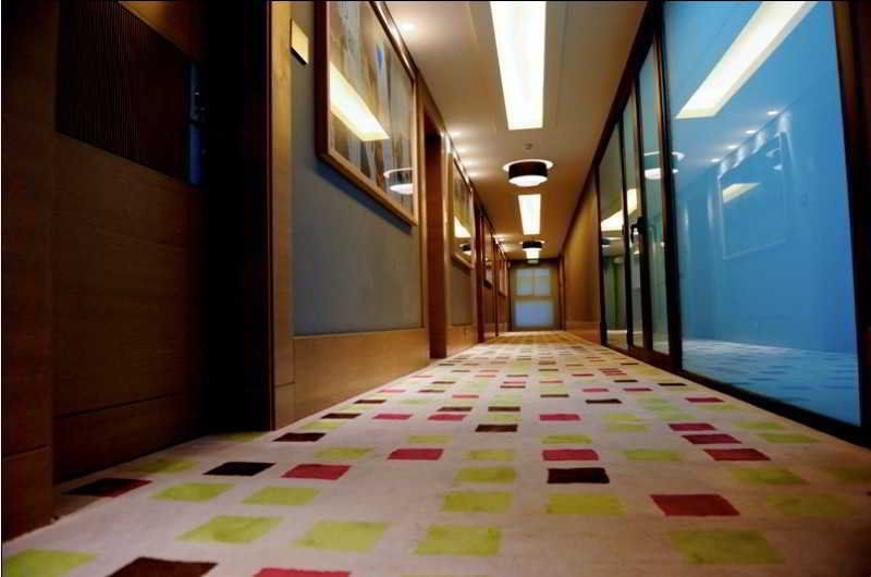 Saifi Suites Hotel Bejrut Zewnętrze zdjęcie