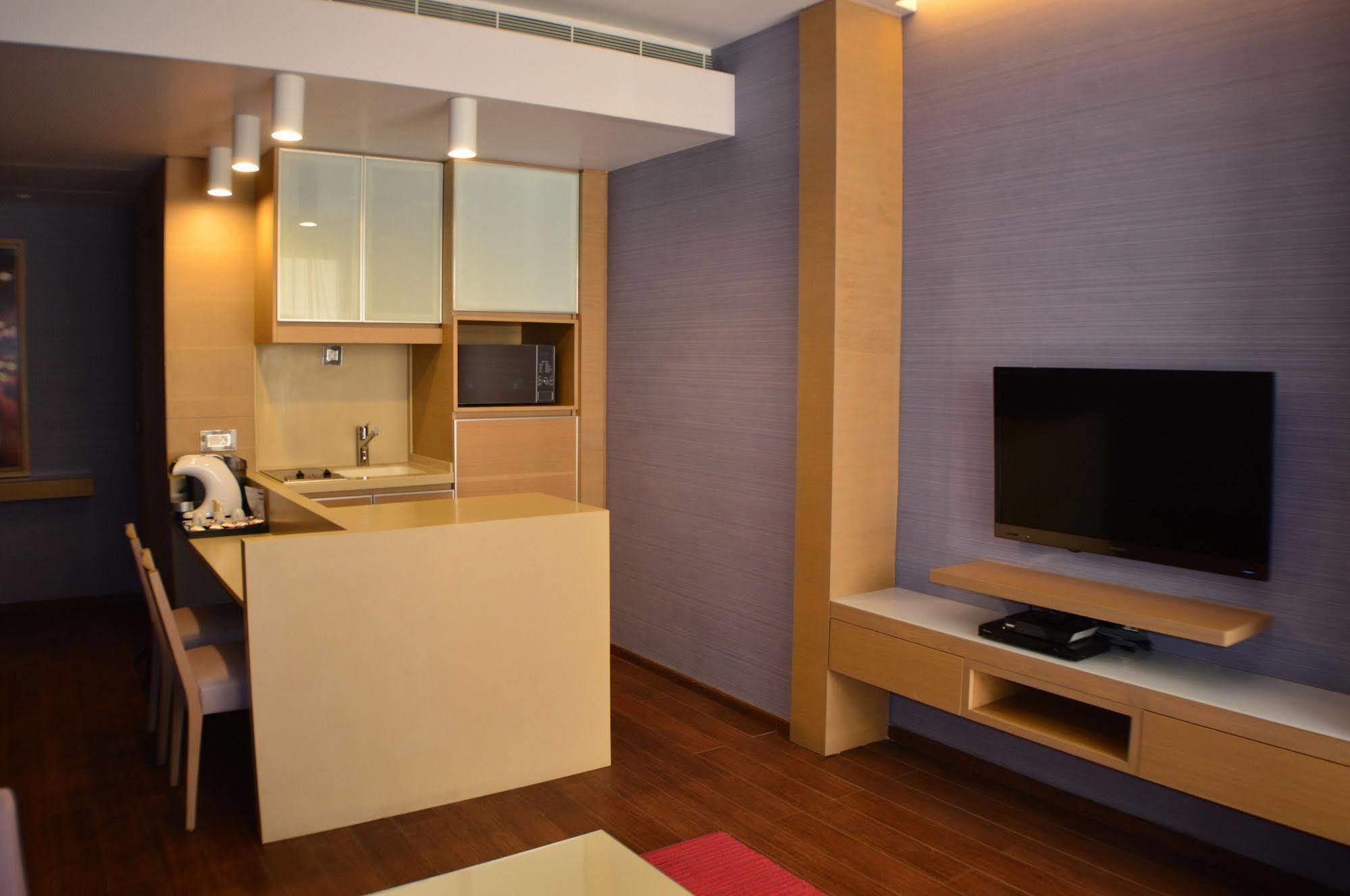 Saifi Suites Hotel Bejrut Zewnętrze zdjęcie